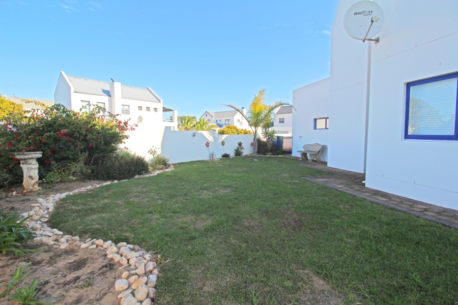 4 Bedroom Property for Sale in Blue Lagoon Western Cape